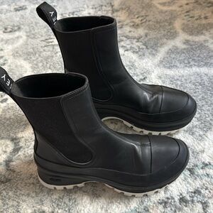 Stella McCartney Chelsea Boots Size 39